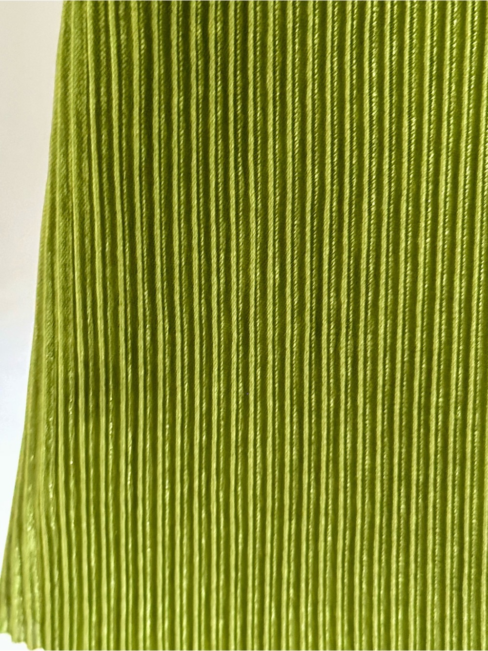 Olive Green Ribbed Button-Front Collared Shirt - Picture 6 of 6